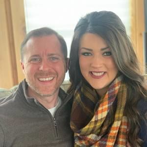 Meet your Posher, Jenn n matt